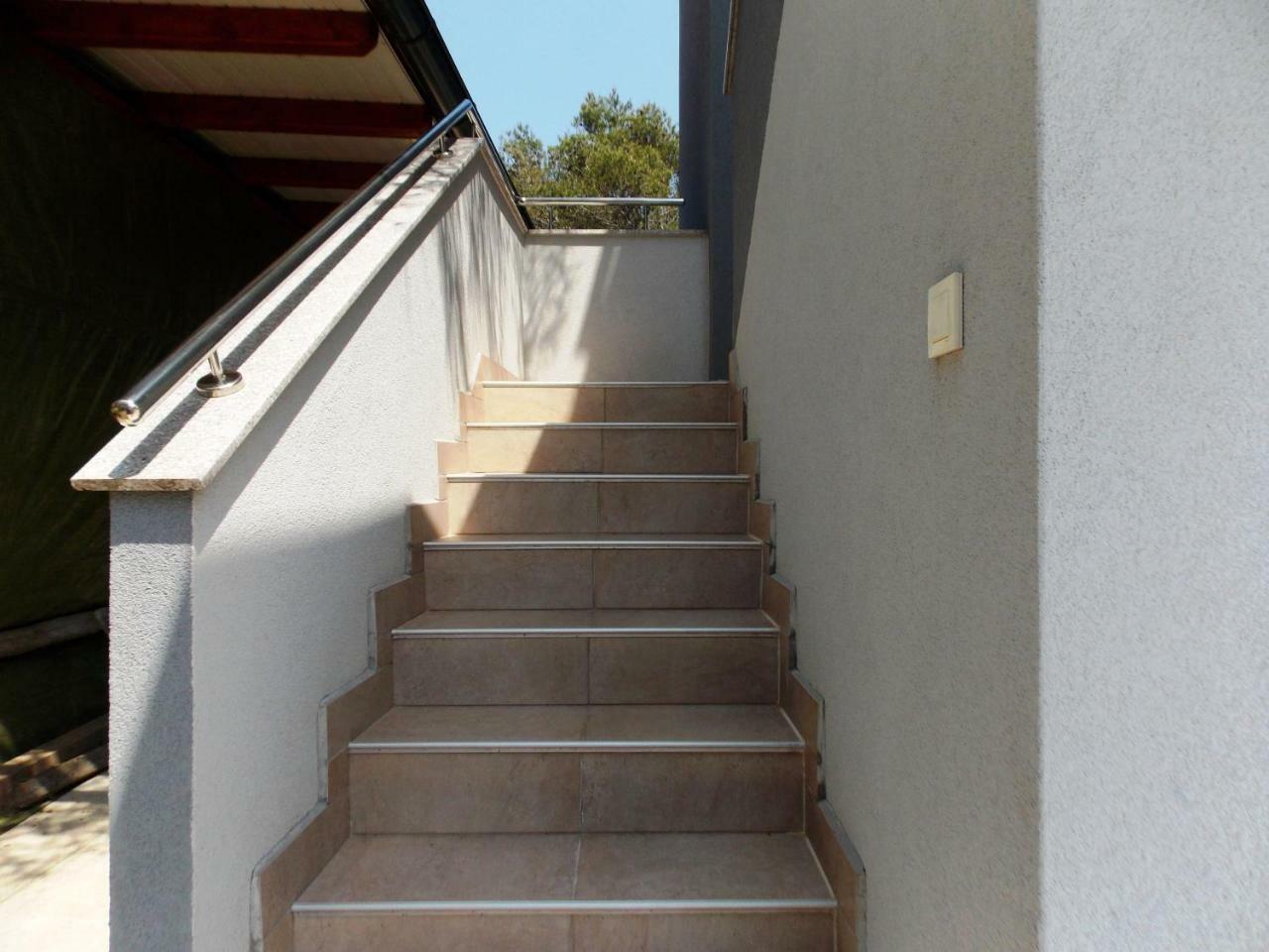 Apartment Vir Exterior foto